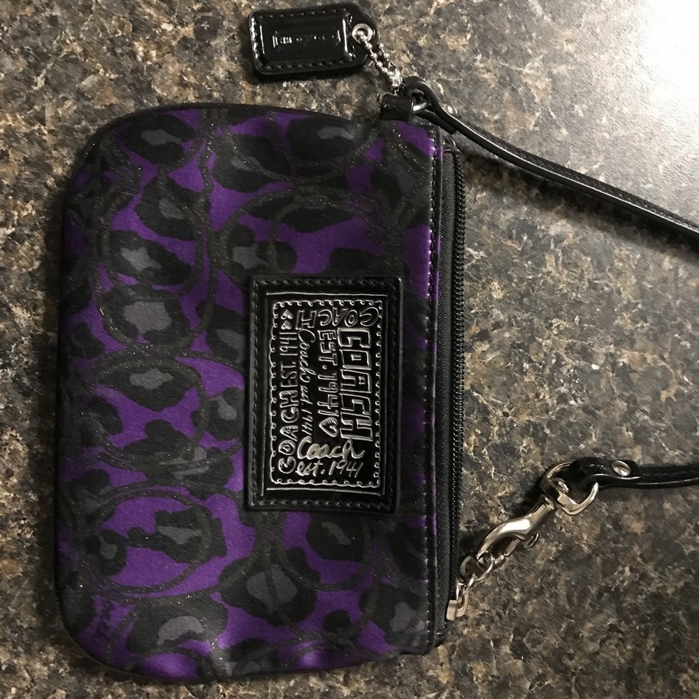 Coach small wristlet or change purse- cc holder